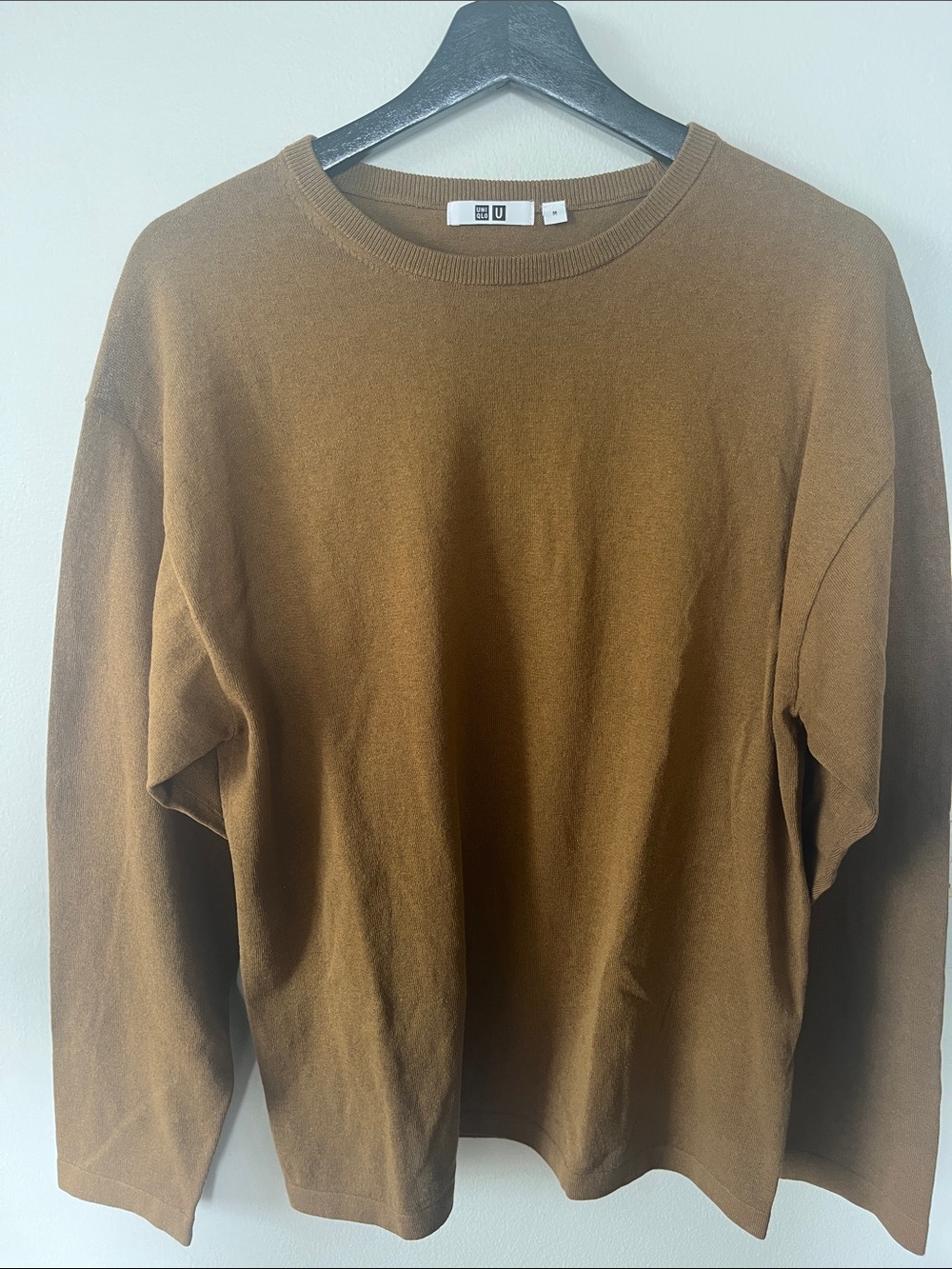 Uniqlo Men's Crewneck Sweater in Warm Brown